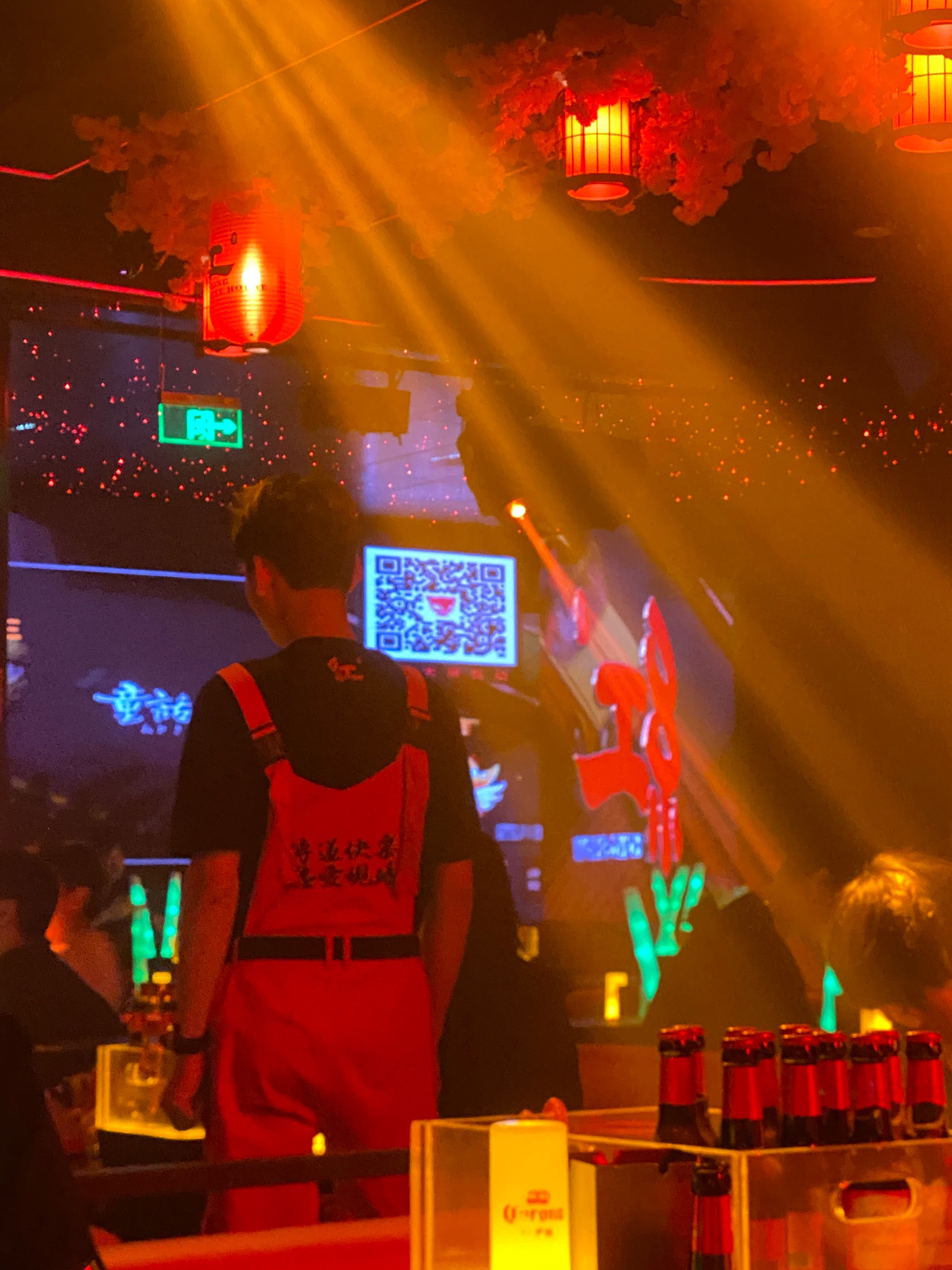 黄石商务ktv推荐中低端商务ktv选择指南-黄石港区ktv预订